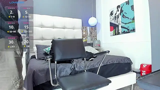 Snapshot of THIAGOXBIG chatting on 01-08-25, 02:35 THIAGOXBIG online show from 01-08-25, 02:35