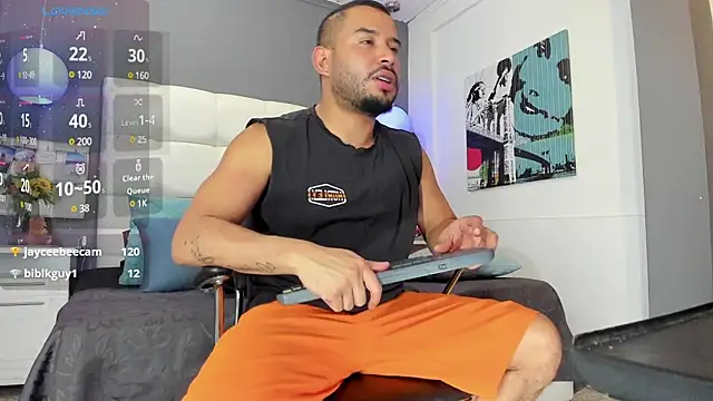 Snapshot of THIAGOXBIG chatting on 01-31-25, 12:07 THIAGOXBIG online show from 01-31-25, 12:07