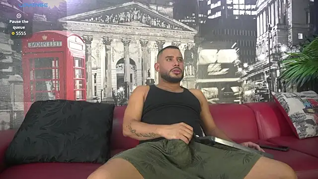 Snapshot of THIAGOXBIG chatting on 10-14-25, 09:48 THIAGOXBIG online show from 10-14-25, 09:48