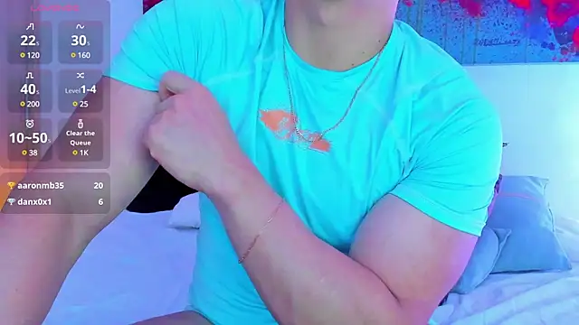 arminjones1 online show from 03-06-25, 06:08