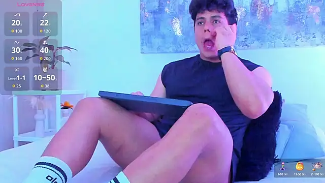 arminjones1 online show from 10-05-25, 12:31