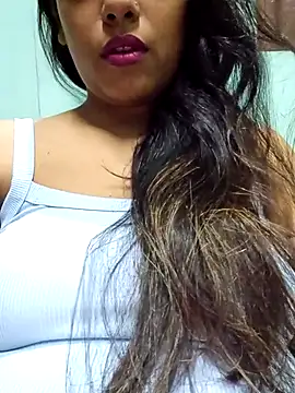 sexyindi couple online show from 05-05-26, 12:57