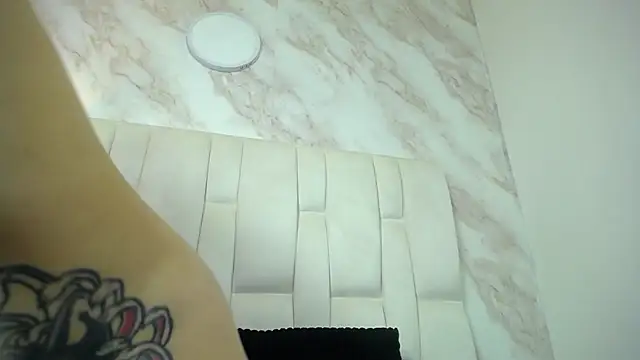 Snapshot of Naughty_Kittenm chatting on 02-11-25, 04:46 Naughty Kittenm online show from 02-11-25, 04:46