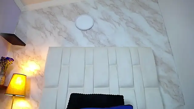 Snapshot of Naughty_Kittenm chatting on 02-13-25, 11:06 Naughty Kittenm online show from 02-13-25, 11:06