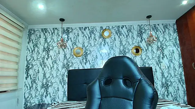 Snapshot of Naughty_Kittenm chatting on 02-22-25, 02:08 Naughty Kittenm online show from 02-22-25, 02:08