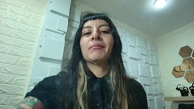 Snapshot of Naughty_Kittenm chatting on 11-29-25, 11:35 Naughty Kittenm online show from 11-29-25, 11:35