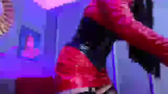 Snapshot of Julieta_Russell chatting on 02-10-25, 04:14 Julieta Russell online show from 02-10-25, 04:14