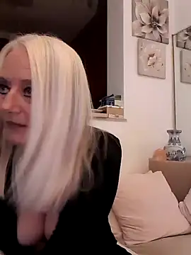 kikkastar online show from 01-23-25, 08:13