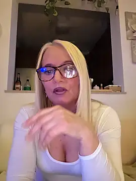 kikkastar online show from 02-14-25, 08:15