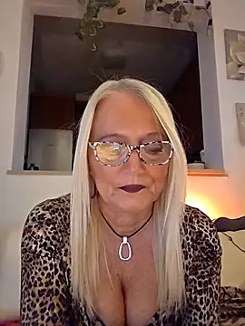 kikkastar online show from 10-05-25, 08:07