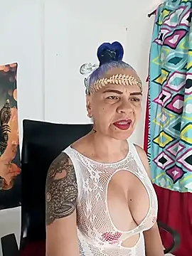 Snapshot of freyadevil333 chatting on 11-01-25, 12:29 freyadevil333 online show from 11-01-25, 12:29