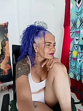 Snapshot of freyadevil333 chatting on 11-09-25, 12:58 freyadevil333 online show from 11-09-25, 12:58