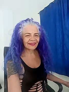 Snapshot of freyadevil333 chatting on 11-21-25, 12:10 freyadevil333 online show from 11-21-25, 12:10