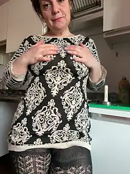 Sunbelxx online show from 11-26-25, 09:21