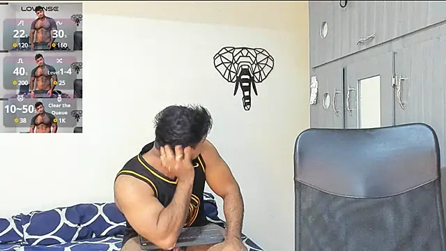 Big furry bear13 online show from 12-18-24, 05:26