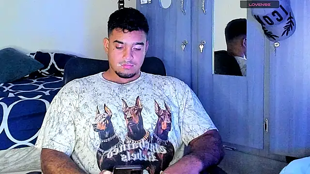 Big furry bear13 online show from 03-11-25, 04:43