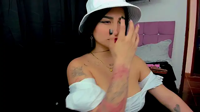 sunshine uwu22 online show from 09-15-25, 06:52