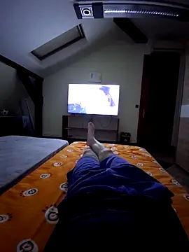 Hunter1523 online show from 10-20-25, 09:04