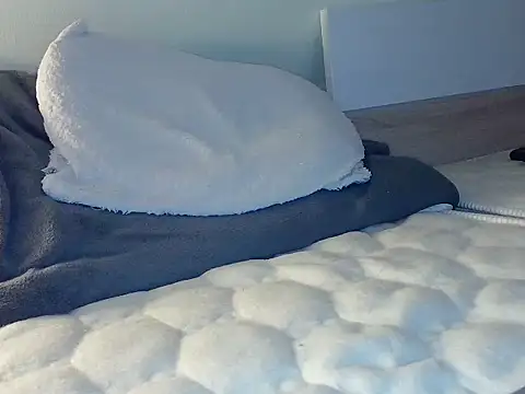 Hunter1523 online show from 02-05-26, 09:30