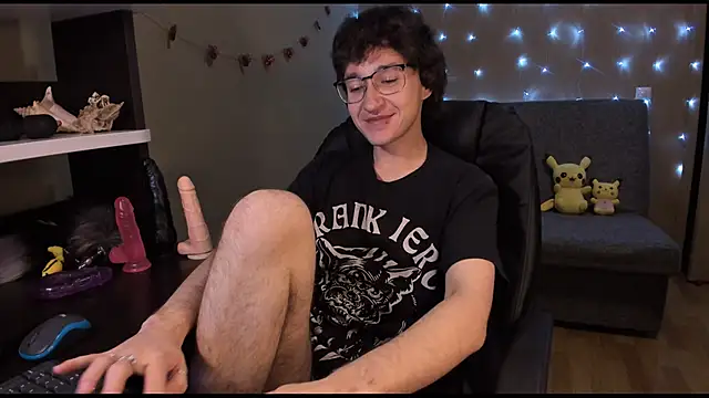 Snapshot of zackstivens chatting on 01-13-25, 11:17 zackstivens online show from 01-13-25, 11:17