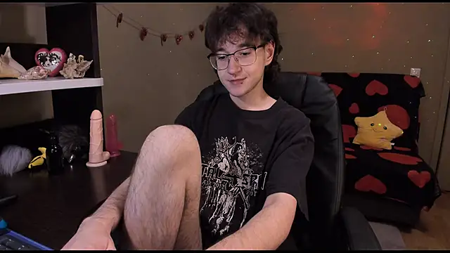 Snapshot of zackstivens chatting on 02-20-25, 11:43 zackstivens online show from 02-20-25, 11:43