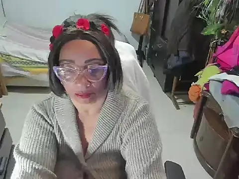 Mrs mommy  online show from 03-09-25, 01:35