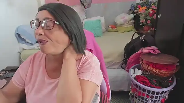 Mrs mommy  online show from 04-07-26, 05:57