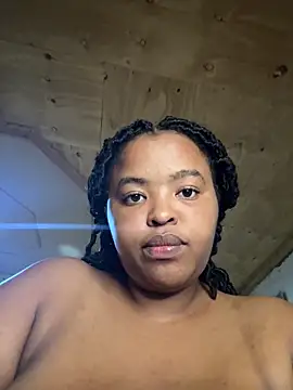 Snapshot of Linahlove chatting on 01-11-25, 08:32 Linahlove online show from 01-11-25, 08:32