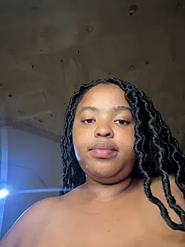 Snapshot of Linahlove chatting on 01-16-25, 08:57 Linahlove online show from 01-16-25, 08:57