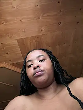 Snapshot of Linahlove chatting on 03-07-25, 09:18 Linahlove online show from 03-07-25, 09:18