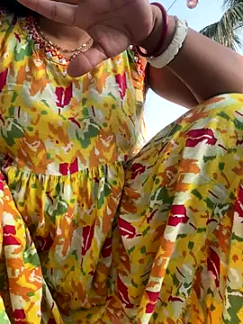 Snapshot of Ishikarana chatting on 11-17-25, 09:15 Ishikarana online show from 11-17-25, 09:15