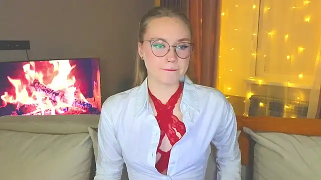 Aurora Golden1 online show from 12-14-24, 04:31