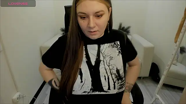 AlisaBacker online show from 12-28-24, 02:53