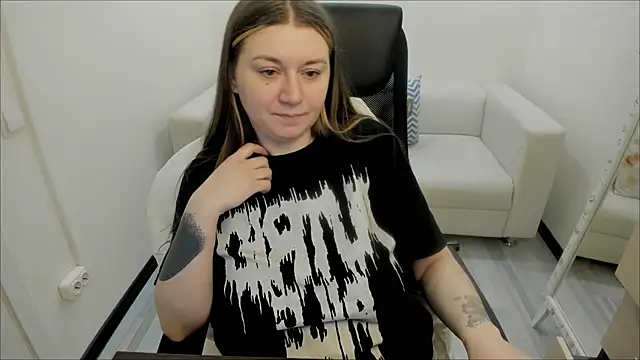 AlisaBacker online show from 03-14-25, 10:39