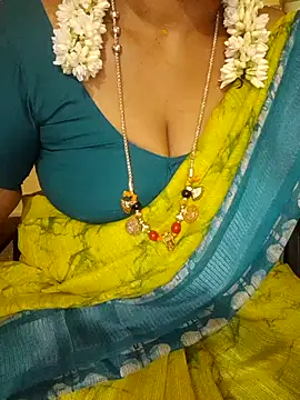 Snapshot of negatamil chatting on 09-26-25, 04:44 negatamil online show from 09-26-25, 04:44