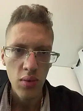 Snapshot of SOYMRX chatting on 12-27-24, 12:18 SOYMRX online show from 12-27-24, 12:18