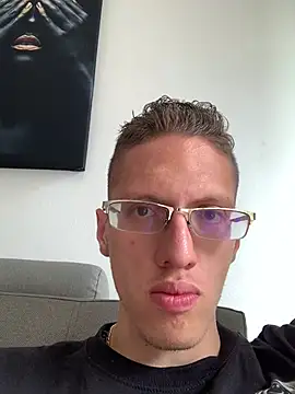 Snapshot of SOYMRX chatting on 12-29-24, 07:22 SOYMRX online show from 12-29-24, 07:22