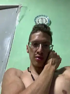 Snapshot of SOYMRX chatting on 01-14-25, 02:40 SOYMRX online show from 01-14-25, 02:40