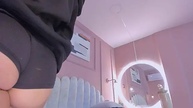 lia ass  online show from 02-12-25, 01:48