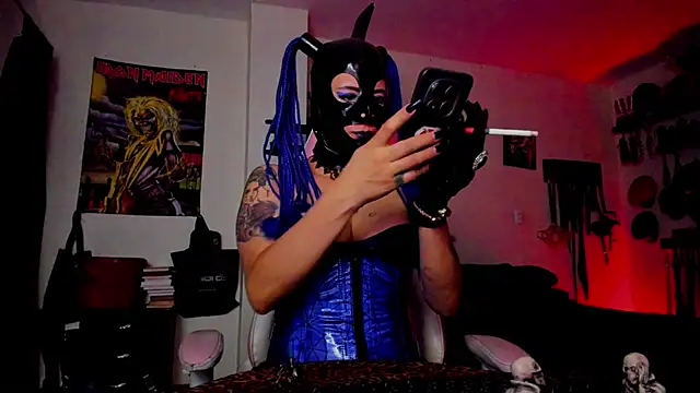 DominatrixBlue online show from 05-15-26, 06:15