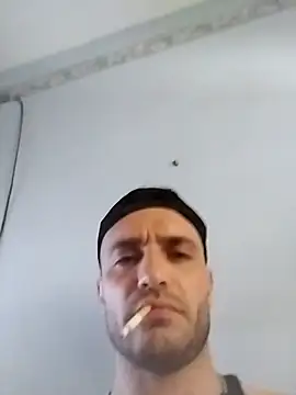 EmeEme11 online show from 02-14-25, 05:14