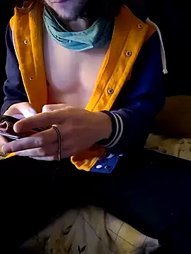 Snapshot of dickdaddydeadpool chatting on 01-20-25, 04:23 dickdaddydeadpool online show from 01-20-25, 04:23