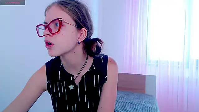 Sarah HS online show from 02-28-25, 08:31