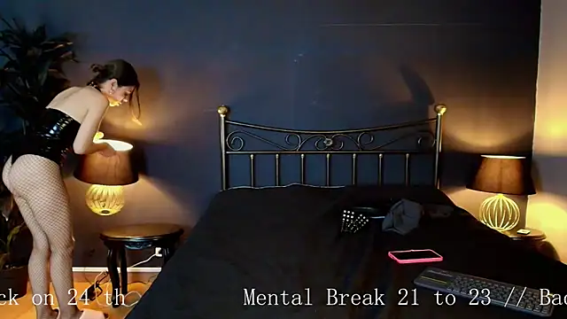 Snapshot of MyMayte chatting on 01-20-25, 04:01 MyMayte online show from 01-20-25, 04:01