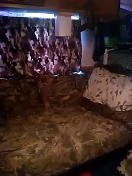 Snapshot of hothippie420 chatting on 03-20-25, 02:53 hothippie420 online show from 03-20-25, 02:53