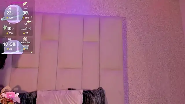 Snapshot of Summer_walkerr chatting on 02-08-25, 12:28 Summer walkerr online show from 02-08-25, 12:28