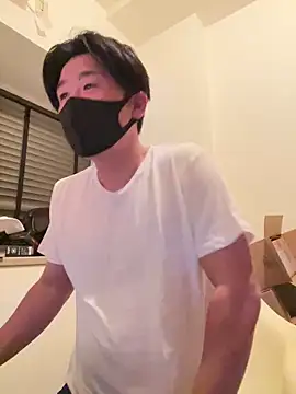 Snapshot of MTKIK chatting on 02-21-25, 11:22 MTKIK online show from 02-21-25, 11:22