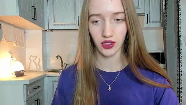 leslie my lovee online show from 10-08-25, 07:00