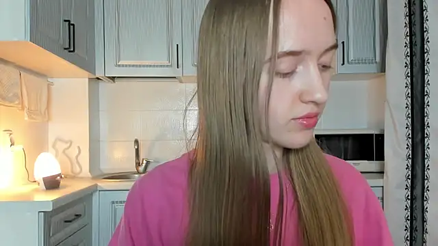 leslie my lovee online show from 11-11-25, 07:03