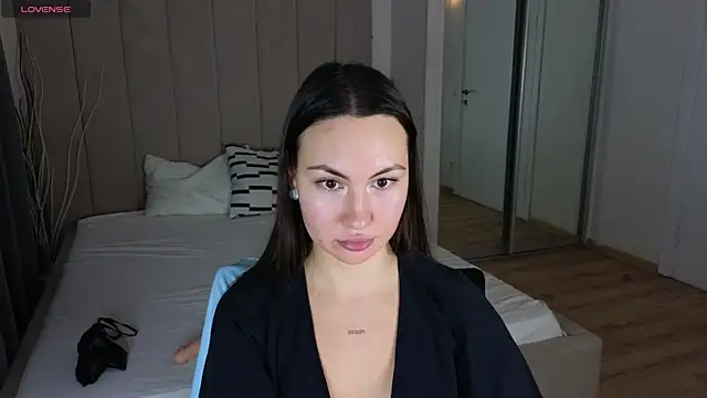 Snapshot of GIGI_BENNET chatting on 12-06-24, 05:11 GIGI BENNET online show from 12-06-24, 05:11